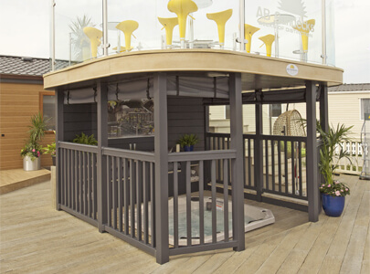 AB Sundecks Picket Panel with balcony platform and hot tub